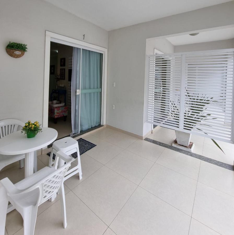 Apartamentos próximo à praia Bombinhas Extérieur photo