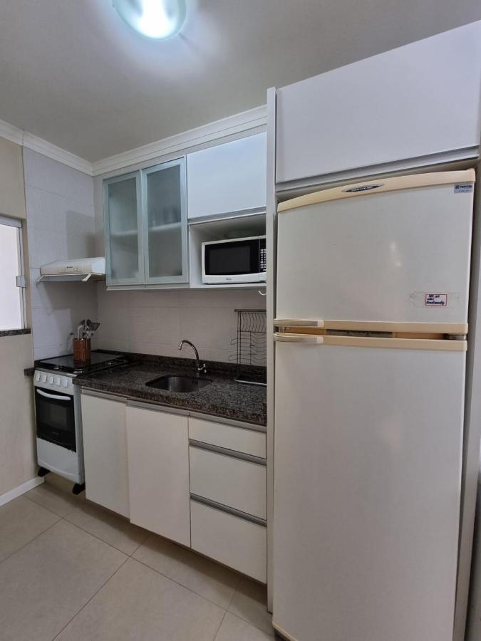Apartamentos próximo à praia Bombinhas Extérieur photo