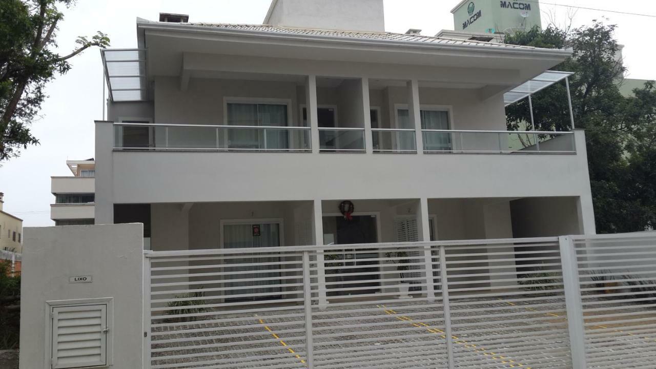 Apartamentos próximo à praia Bombinhas Extérieur photo